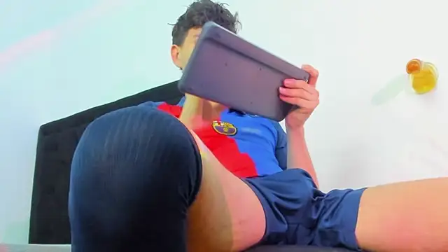 camilo model online show from 24, 2, 2026