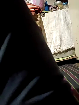 Hot hiuj online show from 4, 3, 2026