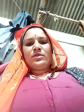 Hot hiuj online show from 7, 2, 2026