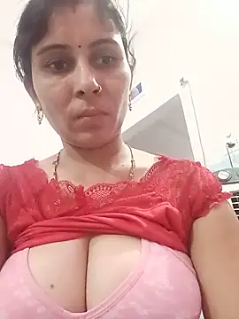 Snapshot of Hot_ree85 chatting on 3, 6, 2026 Hot ree85 online show from 3, 6, 2026