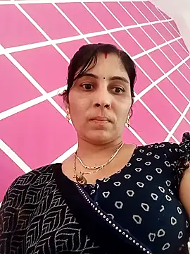 Hot ree85 online show from 28, 2, 2026