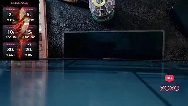 Naughty QueenXoXo online show from 8, 1, 2026