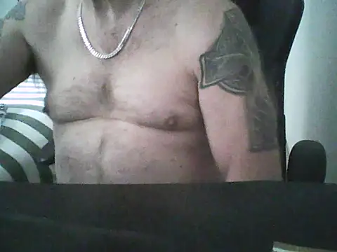 Snapshot of loudandproud chatting on 21, 5, 2026 loudandproud online show from 21, 5, 2026