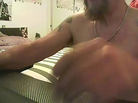 loudandproud online show from 26, 7, 2026