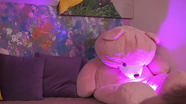 Ava Solis online show from 21, 4, 2026