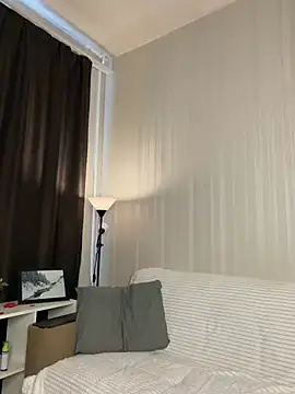 SkylineBliss online show from 13, 3, 2026