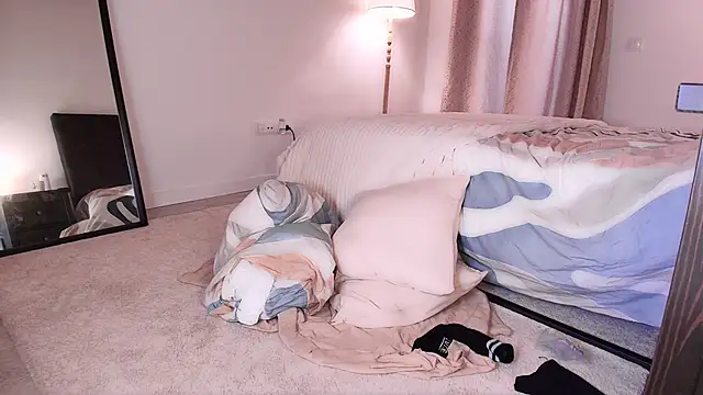 emilynoir   online show from 11, 2, 2026