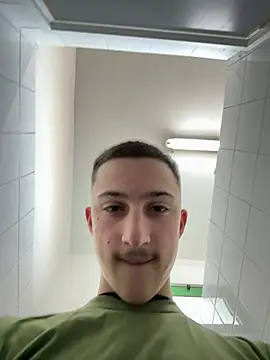 chrisst32 online show from 7, 2, 2026