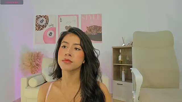 Sussan Monroe online show from 18, 4, 2026