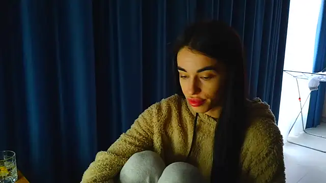 Vlada Elfie online show from 1, 4, 2026