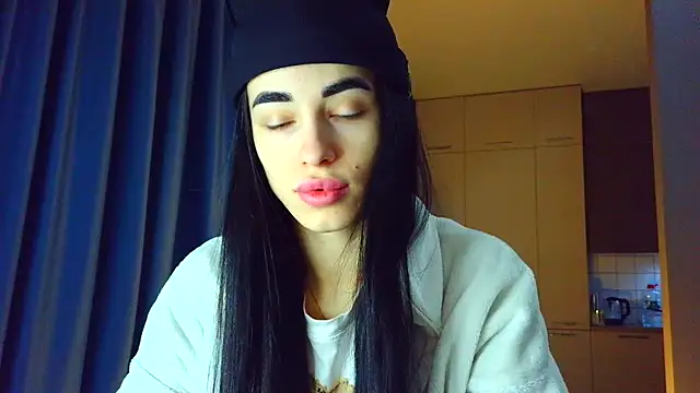 Vlada Elfie online show from 18, 1, 2026