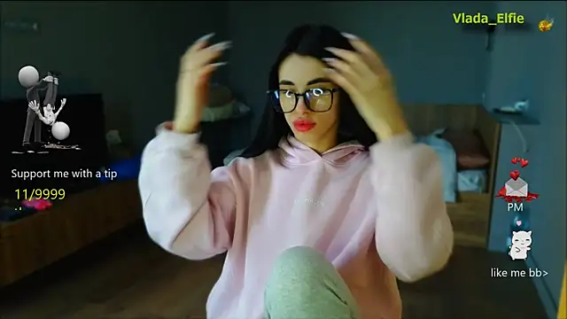 Vlada Elfie online show from 19, 4, 2026