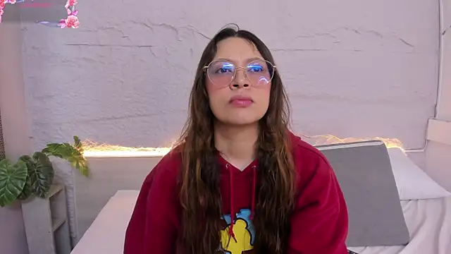 lanna 18  online show from 10, 4, 2026