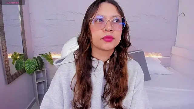 Snapshot of lanna_18_ chatting on 13, 5, 2026 lanna 18 online show from 13, 5, 2026