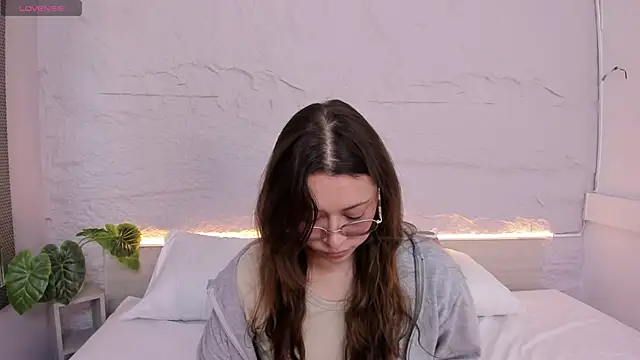 lanna 18  online show from 10, 3, 2026