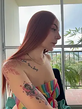 alesziarose  online show from 13, 3, 2026