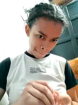 shenna brunette online show from 6, 3, 2026