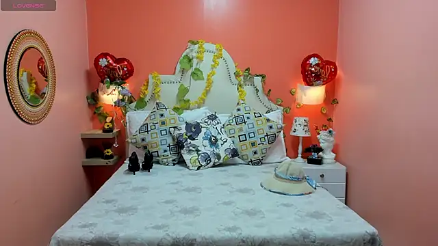 Dalila Najjar  online show from 9, 4, 2026