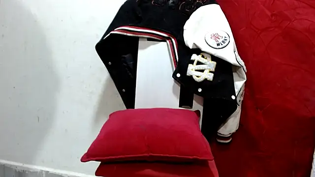 Calientes96 online show from 18, 1, 2026