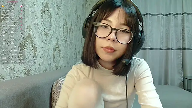 AprilOnilll online show from 3, 4, 2026