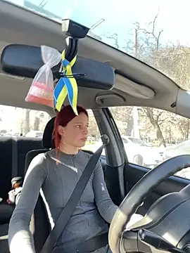 Lily Viola online show from 10, 3, 2026