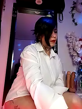 Casandramillf online show from 14, 4, 2026