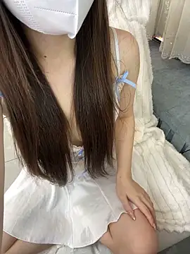  xiaoxinxin  online show from 20, 4, 2026