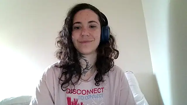 Dirty Pink online show from 5, 3, 2026