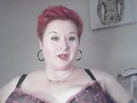 BustyRedxx online show from 12, 2, 2026