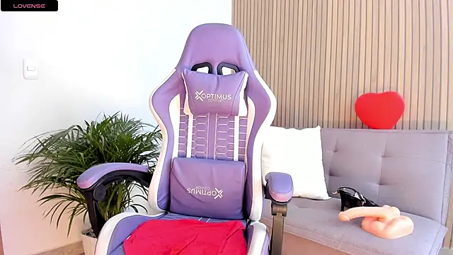 miacoxx 34 online show from 10, 4, 2026