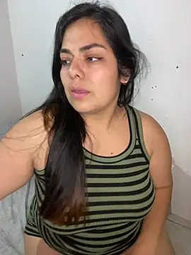 Bigbooty sex online show from 20, 4, 2026