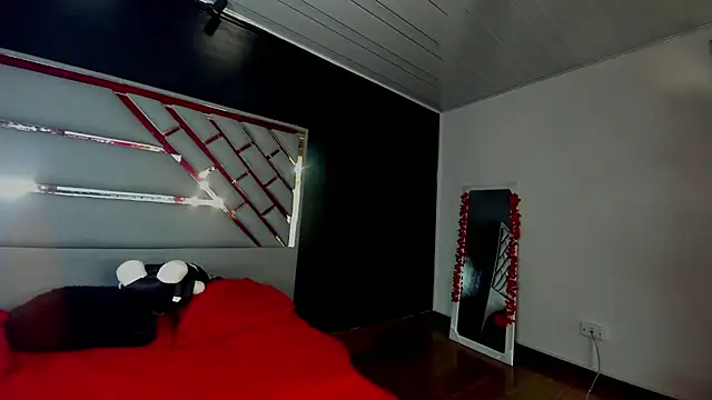 Clarita Hill online show from 20, 3, 2026