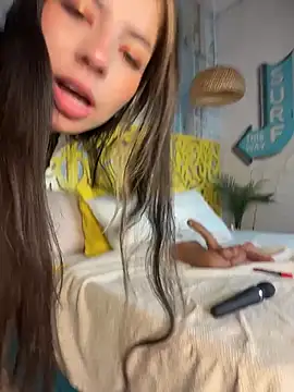 Snapshot of ShyDesireXXX chatting on 2, 6, 2026 ShyDesireXXX online show from 2, 6, 2026