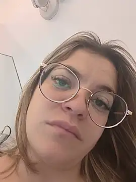 Snapshot of gisequeen chatting on 10, 6, 2026 gisequeen online show from 10, 6, 2026