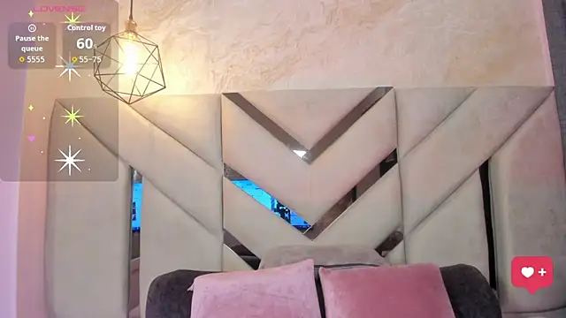 luna Blyss online show from 6, 3, 2026