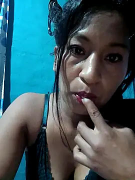 Saraa xx online show from 16, 3, 2026