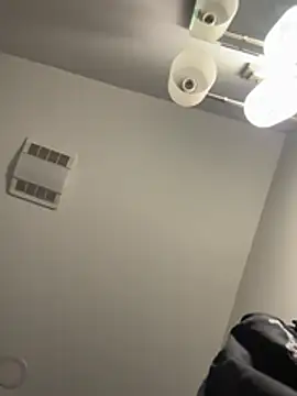 xouniq online show from 6, 2, 2026