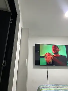 TaylorrHill online show from 5, 2, 2026