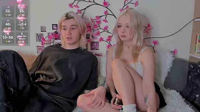 SweetheartsFriends online show from 31, 3, 2026