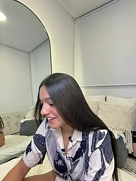 EVA WILD1 online show from 4, 3, 2026