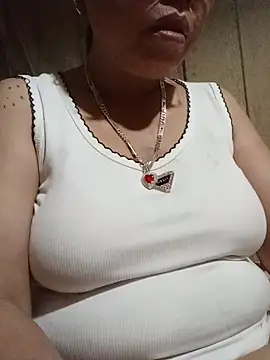 Snapshot of Agnes-baby chatting on 25, 6, 2026 Agnes-baby online show from 25, 6, 2026