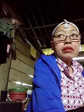 Agnes-baby online show from 11, 3, 2026