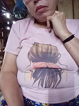 Snapshot of Agnes-baby chatting on 17, 6, 2026 Agnes-baby online show from 17, 6, 2026