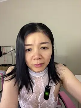 lukee666 online show from 4, 3, 2026