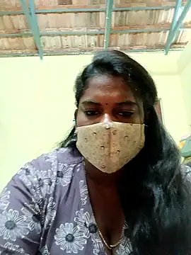 Milky Julia online show from 16, 2, 2026