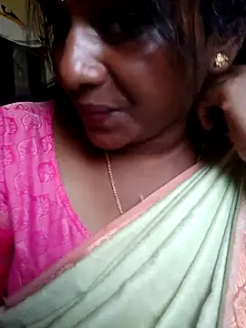 Milky Julia online show from 20, 3, 2026