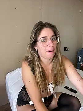 soyanahii online show from 28, 2, 2026