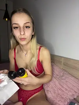 RahellaBlonde1 online show from 24, 2, 2026