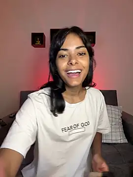 Iam Lyan  online show from 26, 3, 2026