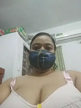 momo loves online show from 26, 2, 2026